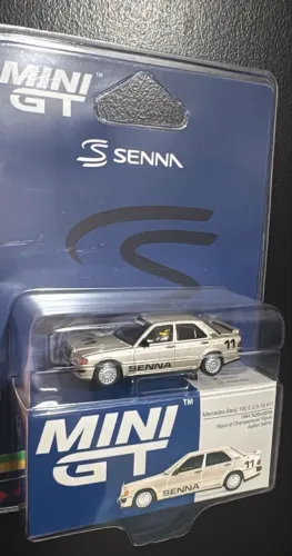 MiniGT Mercedes 190 E Senna