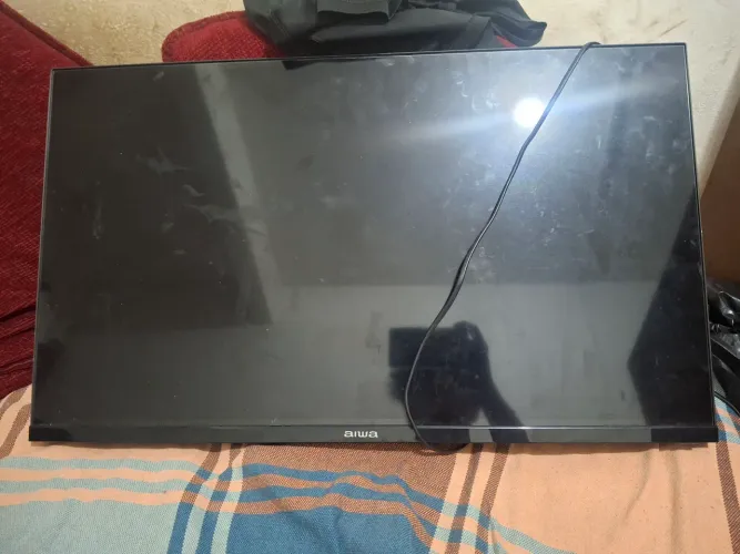Tv aiwa 32 polegadas para retirada de peças 