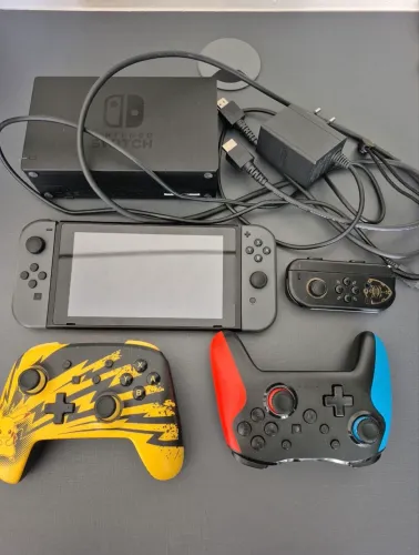 Nintendo Switch v2 usado
