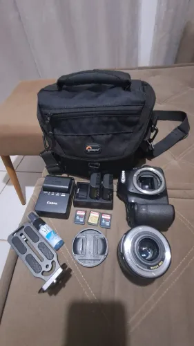 Canon EOS 60D + Lente 18-135mm IS + Kit Completo | Excelente Estado