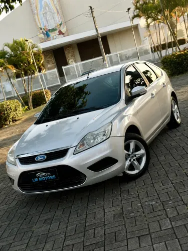 Ford Focus 1.6 S/se/se Plus Flex 8v/16v 5P 2011