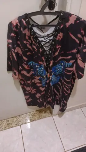Camiseta feminina longa