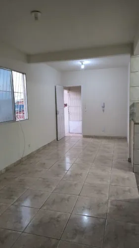 Alugo apto em Laranjeiras - 2 quartos