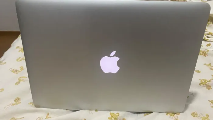 MacBook Air 2017 i5 8GB 256GB + Carregador Original + Caixa