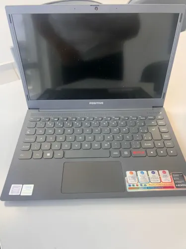 Notebook semi novo