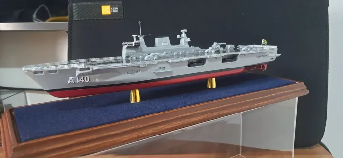 Maquete Porta Helicópteros da Marinha do Brasil Atlântico