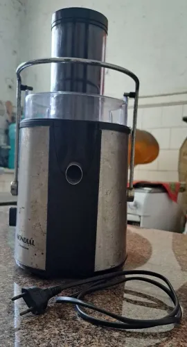 Extrator de suco Mondial
