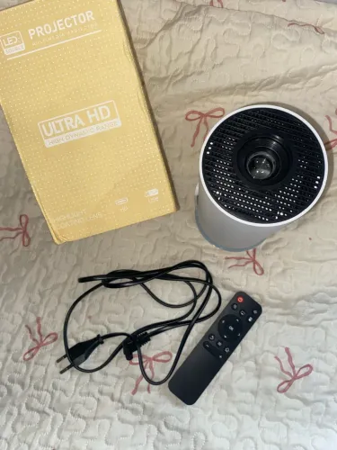 Projetor Magcubic HY300 Original Portátil Smart Android 11 4K Ultra HD HDMI Wifi Bluetooth