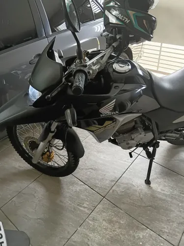 Moto bem conservada