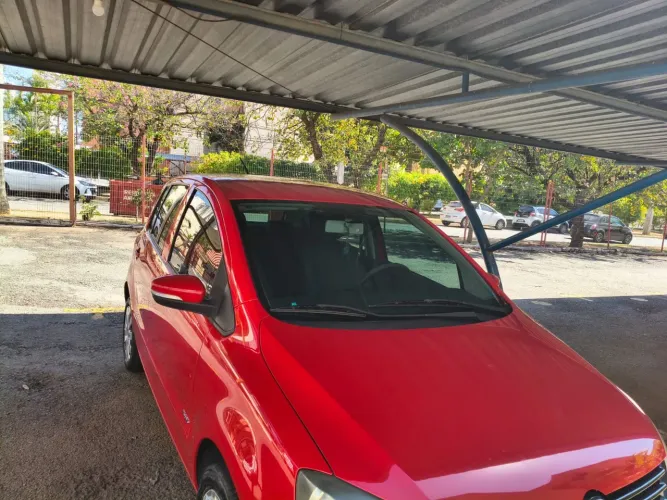 Volkswagen Fox 1.0 MI Total Flex 8V 5P 2011