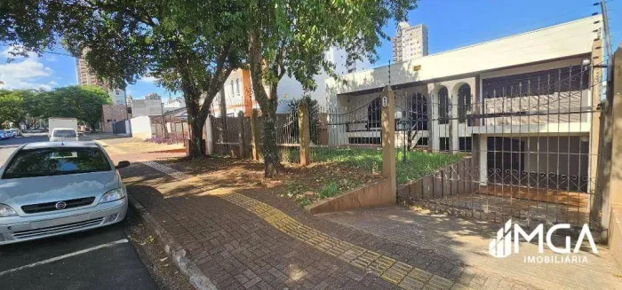 Sobrado com 5 dormitórios à venda, 335 m² por R$ 2.600.000,00 - Centro - Foz do Iguaçu/PR