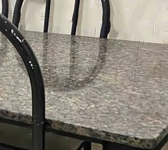 Mesa de mármore