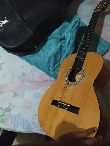 Super novo ainda vai com a capa nenhum arranhão super novo Motivo da venda preciso do dinh