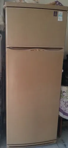 Vendo essa geladeira da CCE 430 litros 800