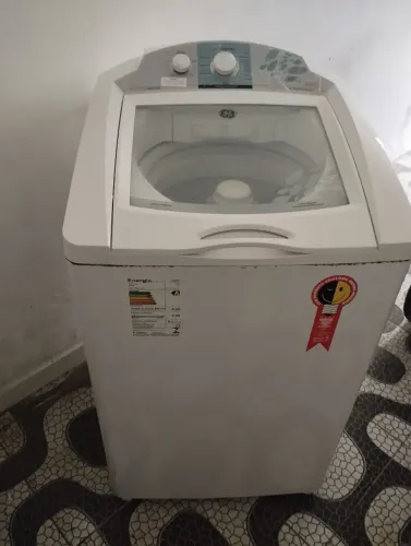 Vendo Máquina de lavar GE com defeito