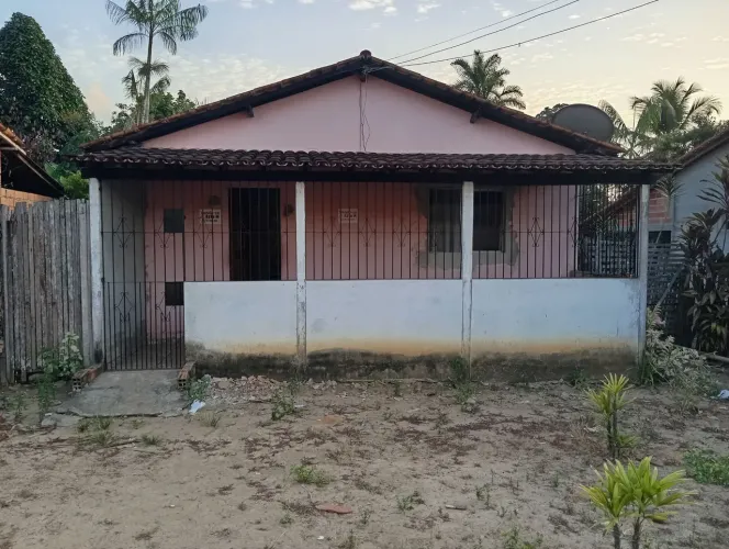 VENDO CASA EM JAMBÚ AÇU .