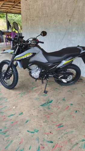 Bros 160