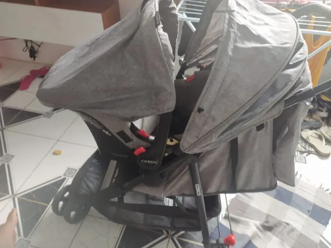 Carrinho de bebê/bebê conforto