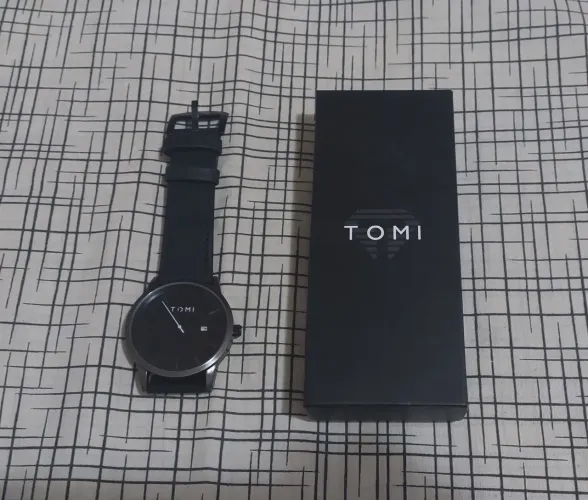 Relógio TOMI 42mm Shein novo