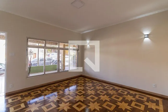 Casa à Venda - Vila Guilhermina, 3 Quartos, 310 m2