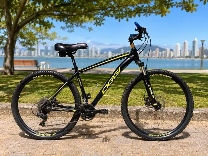 Bicicleta OGGI Hacker Sport Aro 29 - Quadro Alumínio - Shimano
