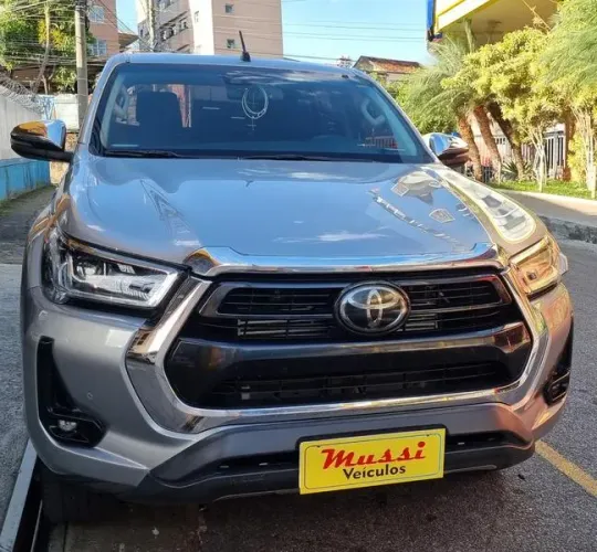 Toyota Hilux CD SRX 4X4 2.8 TDI 16V Diesel Aut. 2021