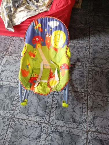Cadeirinha de balanço infantil