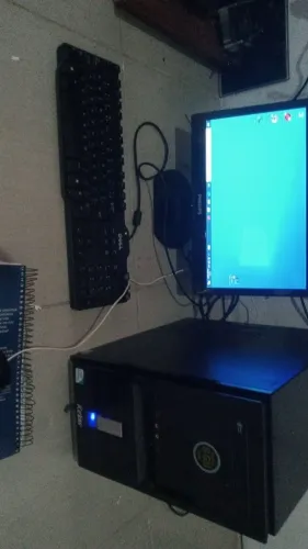 Computador i5 e com placa de vídeo