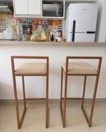 Banquetas novas sem marcas de uso 250 as duas