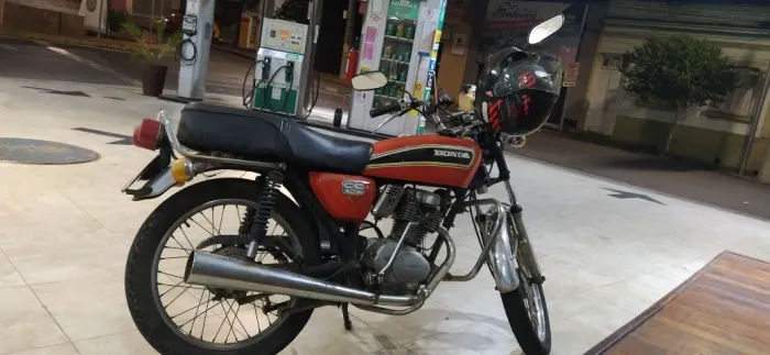 Honda CG 125 1977 | Clássica original | 2º dono | Laranjinha de coleção
