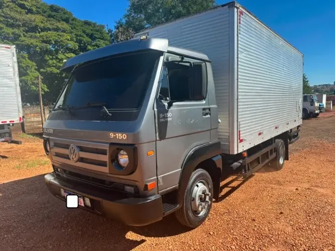 VW 9.150 4x2 ano 2010 C/Baú - Aceito Troca