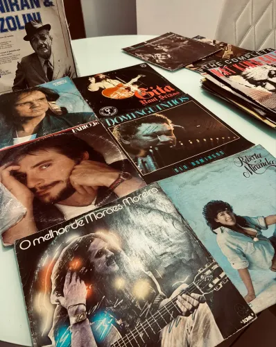 Som que atravessa gerações: vinil pra quem ama música de verdade 