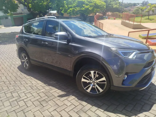 Toyota RAV4 2.0 Top 4X2 16V Aut. 2018
