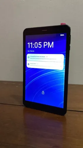 Vendo um Tablet Multilaser 8'