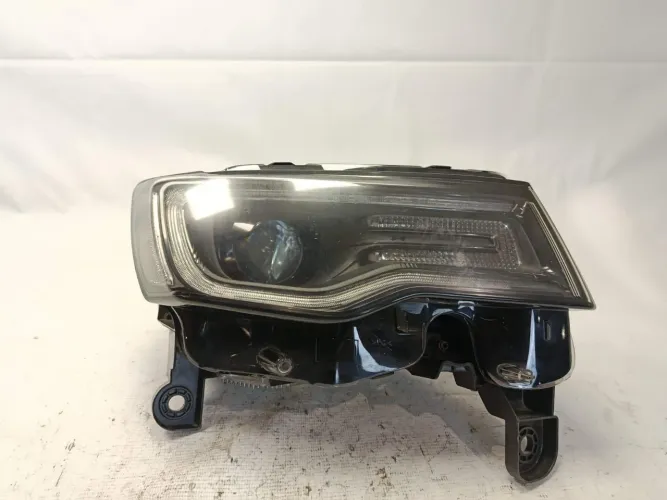Farol grand cherokee limited 3.0 tb diesel 2018