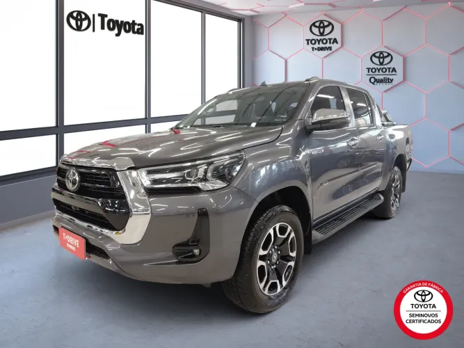 Toyota Hilux SW4 4X4 2.8 Diesel 2025
