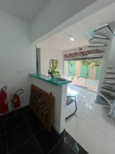 MM-PR0047 Prédio comercial para aluguel com 140m² em Palmeiras de São José, São José dos C