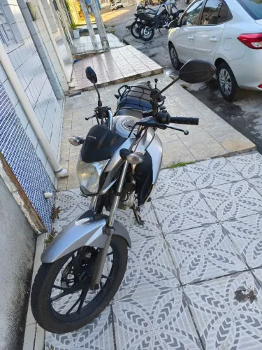 CG Fan 160 Flex 2023 Cinza | Único Dono | Emplacamento Pago