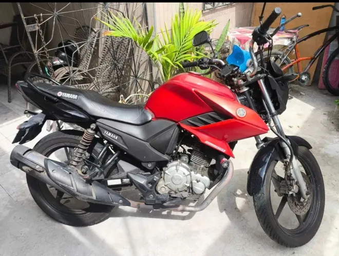 Fazer 150 muito conservada!