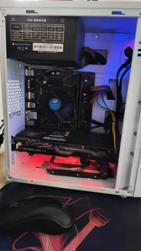 PC GAMER - ótimo estado
