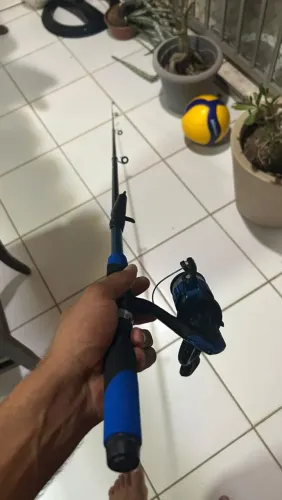 Vara de Pesca 1,80m com Molinete - Conjunto Completo