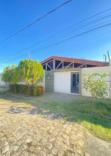 Casa no Residencial Jardins do Leste.