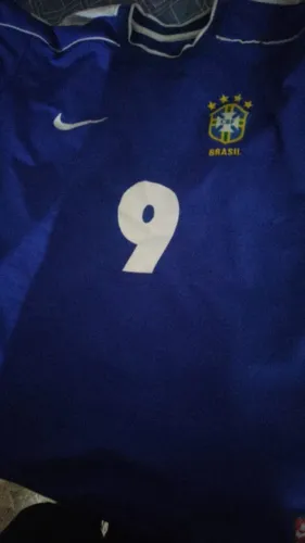 Camisa do Brasil antes do penta tailandesa