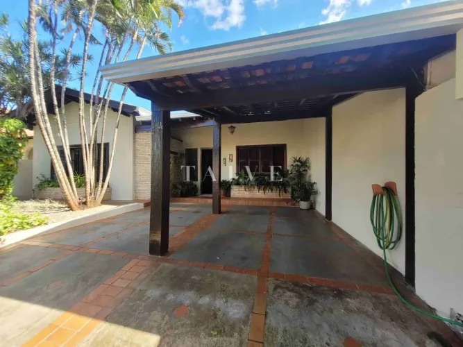 Casa à venda, 3 quartos, jardim Araxá,Londrina, PR