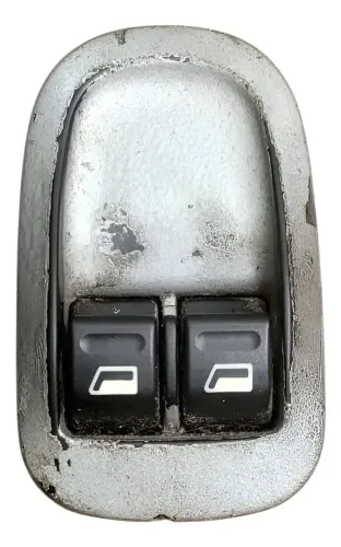 Botão Vidro Dianteiro Esquerdo Peugeot 206 2006 Detalhe / MT