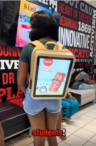 Mochila de publicidade móvel com tela LCD tecnologia americana passa fotos áudio e vídeo 