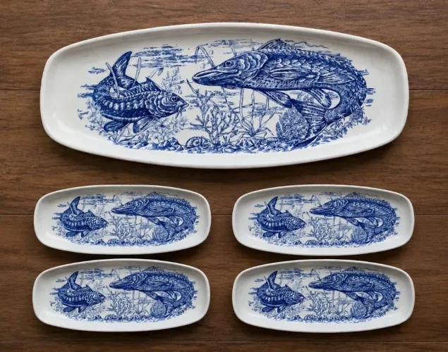 Conjunto antigo para servir peixe da marca italiana Art Elaboration em faiança (terraglia)