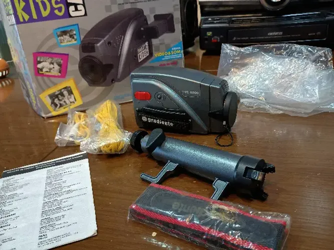 Filmadora Smart Kids - gradiente -- usado PARA COLECIONADORES DECORAÇÃO