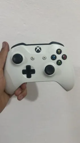 Xbox One S 1TB  1 controle