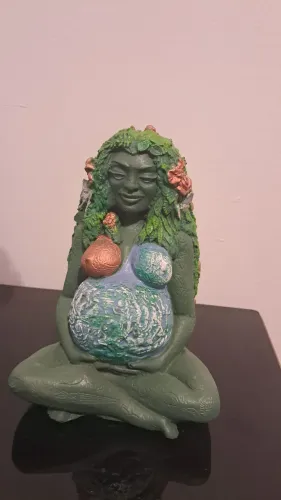 Estátua Gaia
